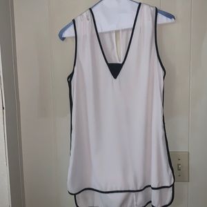 Light pink sleeveless